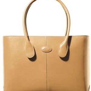Tan leather Tods Purse